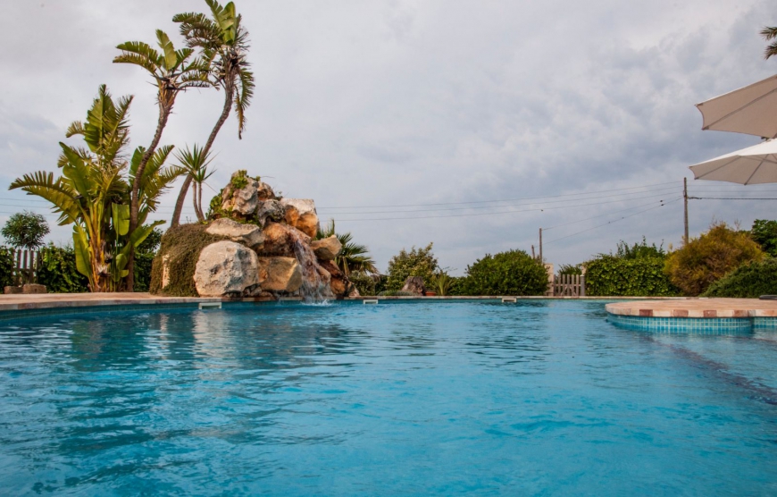 Son Juaneda Agroturismo, Rodeado por el infinito cielo azul de Menorca